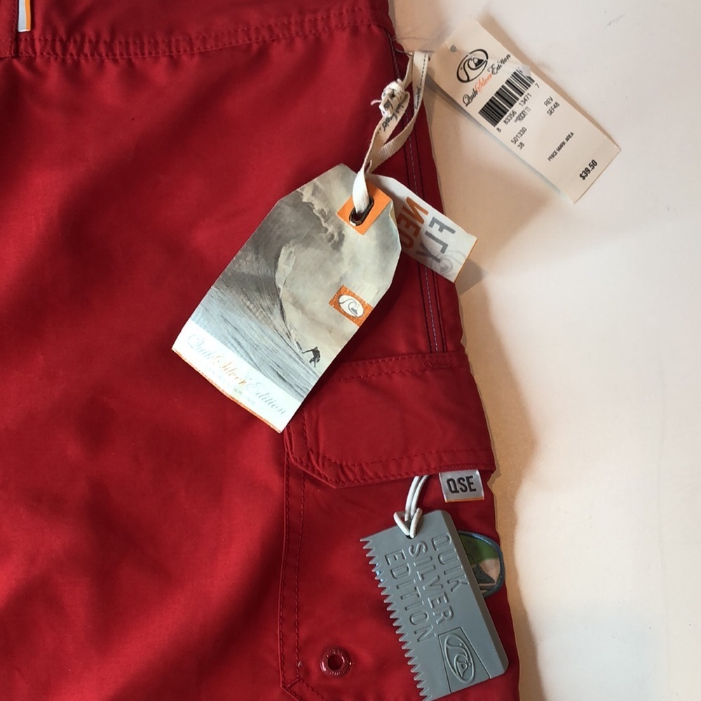 NWT QuickSilver Edition Vibrant Red Board Shorts Quick-Drying Swimwear Men’s 38 - Picture 3 of 11
